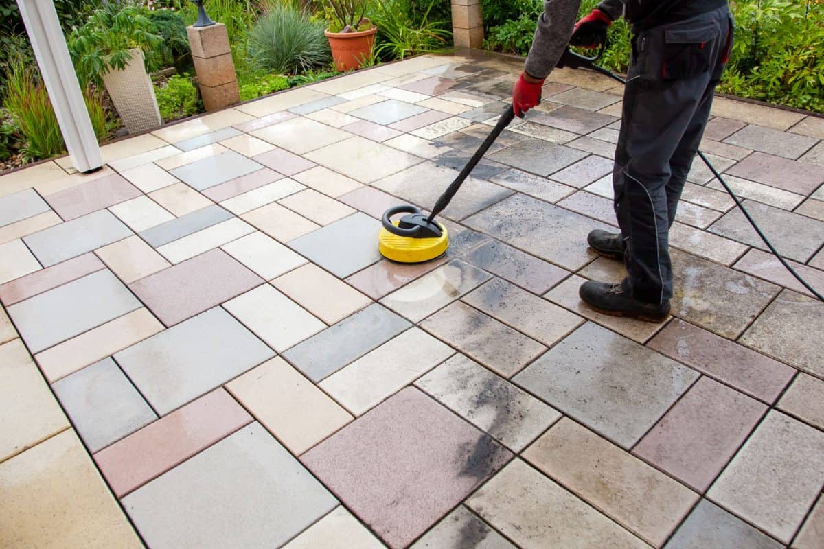 Concrete pressure washing
