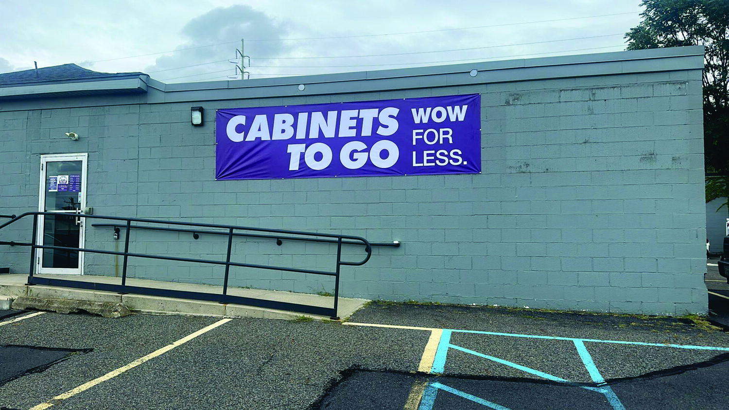 Building banner for Cabinets To Go